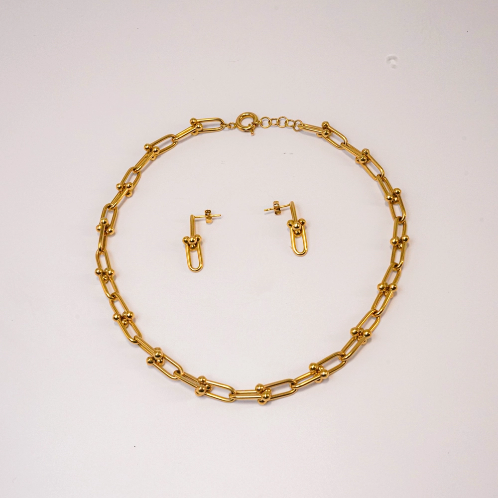 گردنبند و گوشواره تیفانی